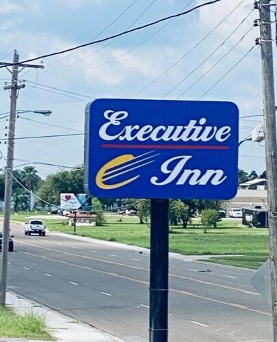 Executive Inn Kingsville Bagian luar foto